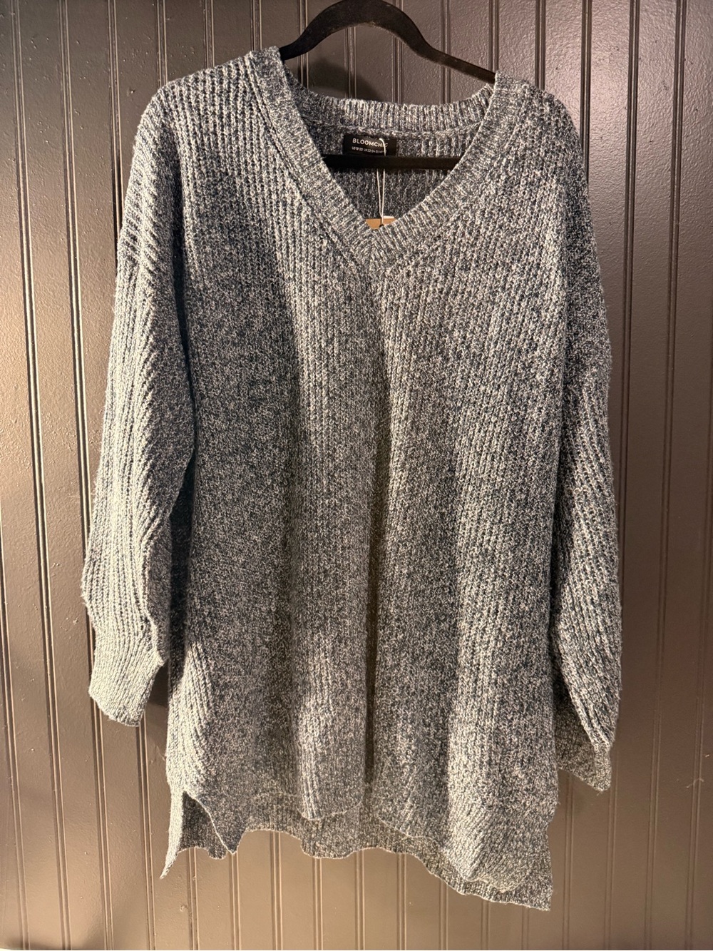 BloomChic Heather blue V-Neck Ribbed Knit Sweater